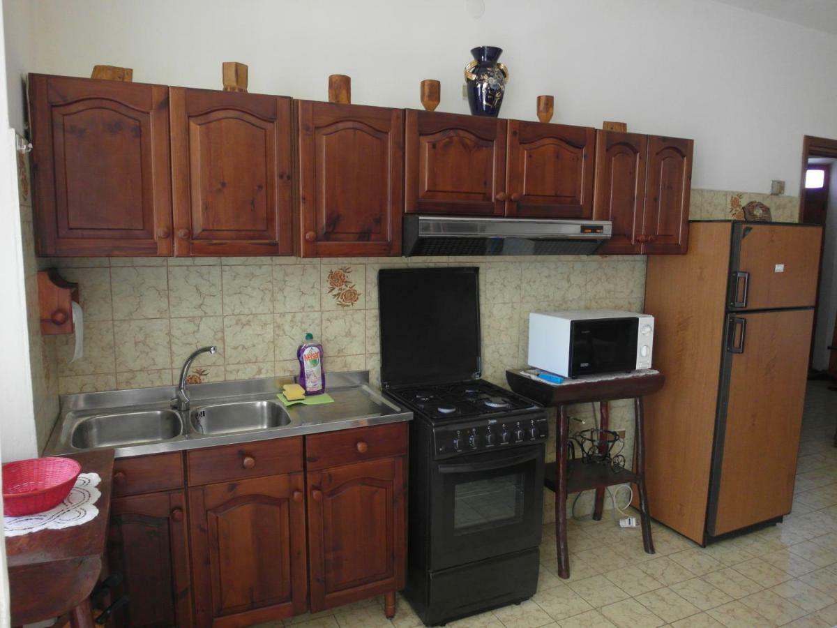 Apartment Via Montenegro Ghilarza Εξωτερικό φωτογραφία